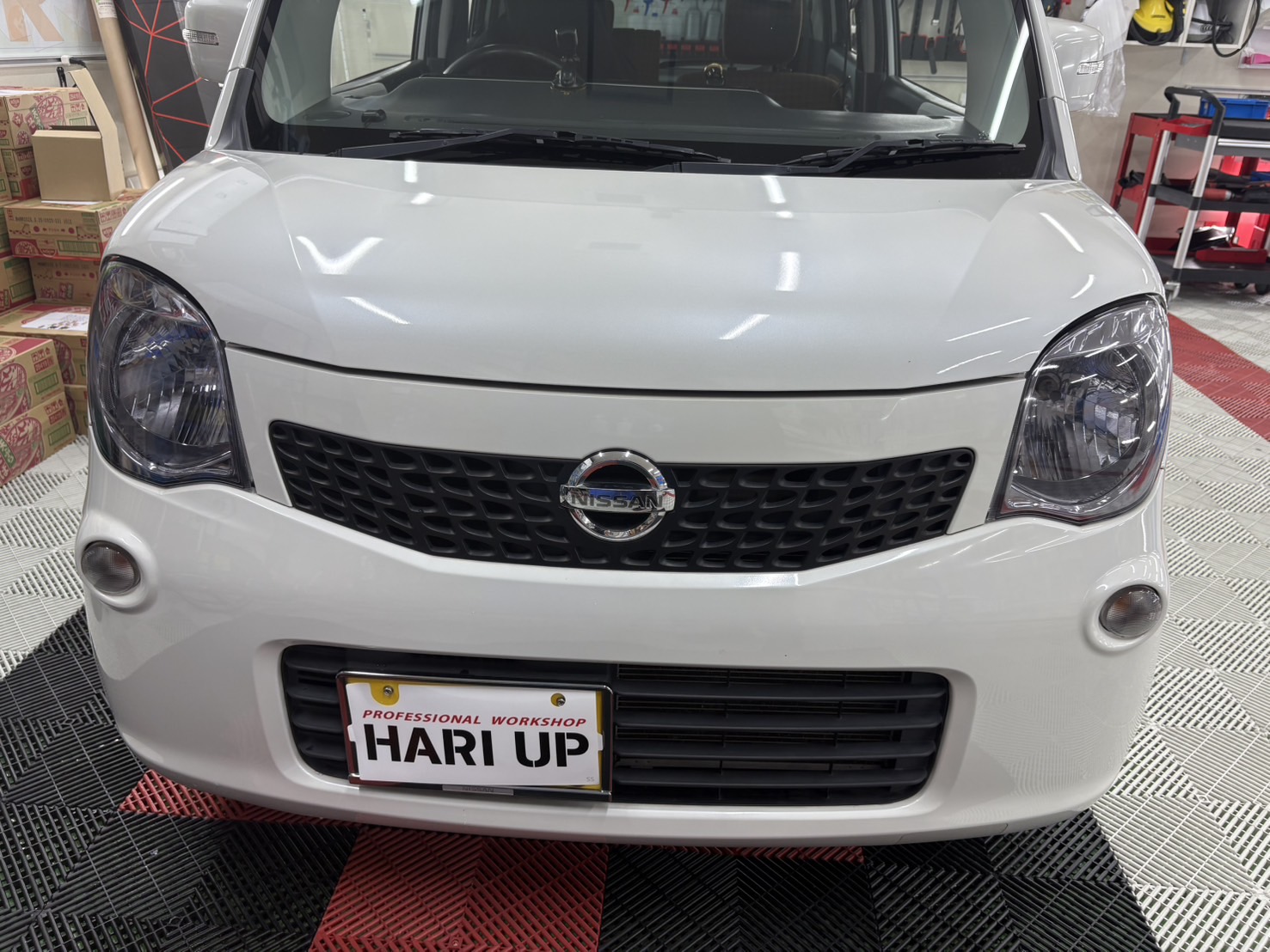 日産：モコ　ヘッドライト黄ばみ除去＆スモークフィルム施工