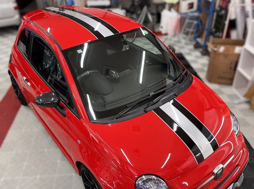 アバルト595／スポーツストライプ